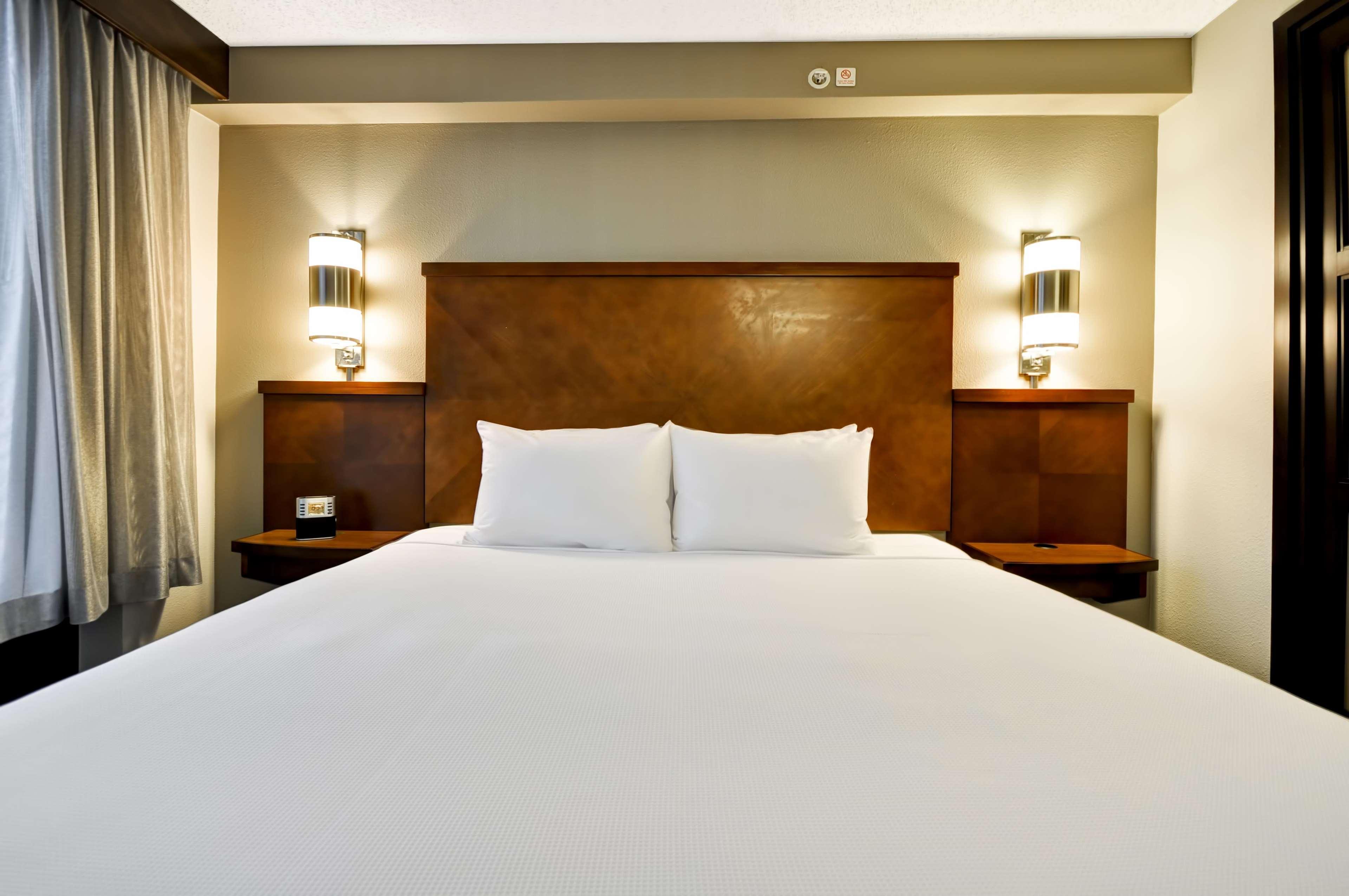 Hyatt Place Albuquerque Uptown Extérieur photo
